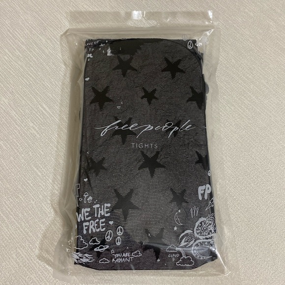 Lot of 3 Pairs--FREE PEOPLE Women’s Black Tights MSRP $114 BLACK Size OS - Picture 3 of 6